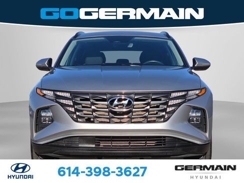 Used 2023 Hyundai Tucson SEL FWD image 2