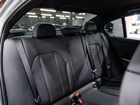 Used 2022 BMW M3 image 10