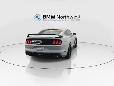 Used 2016 Ford Mustang Shelby GT350 w/ Technology Package RWD image 2