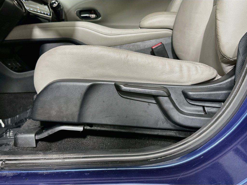 Used 2016 Honda HR-V EX-L image 23