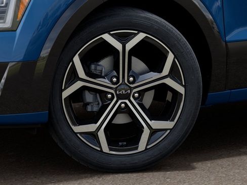 New 2026 Kia Niro SX Touring FWD image 9