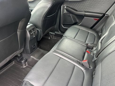 Used 2020 Ford Escape Titanium w/ Titanium Premium Package 2.0 AWD/4WD image 13