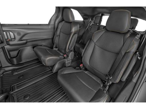 Certified 2023 Toyota Sienna XLE Woodland Edition AWD/4WD image 13