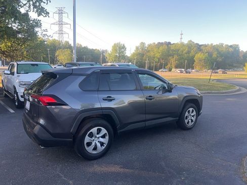 Used 2024 Toyota RAV4 LE image 10
