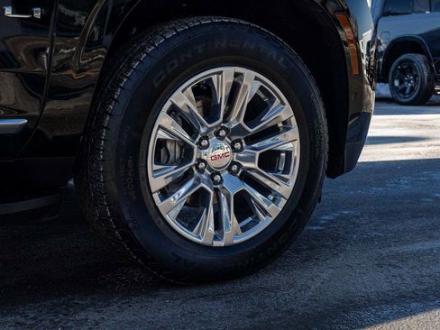 Used 2025 GMC Yukon Denali image 10