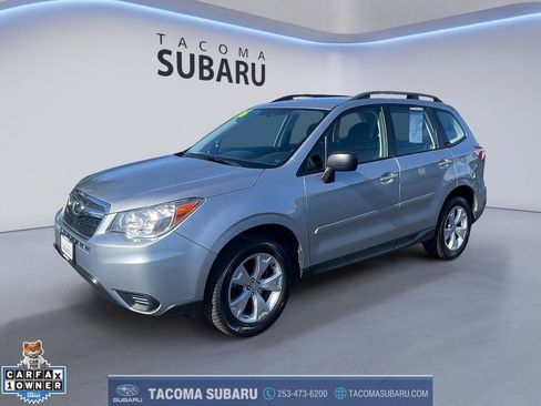 Used 2016 Subaru Forester 2.5i w/ Alloy Wheel Package AWD/4WD image 1