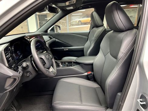 New 2026 Lexus TX 350 AWD image 9