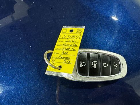Used 2021 Hyundai Santa Fe SEL AWD/4WD image 39