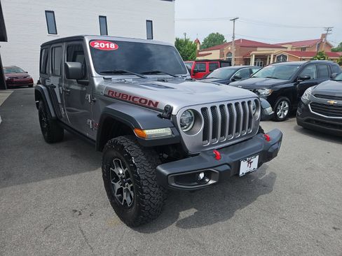 Used 2018 Jeep Wrangler Unlimited Rubicon AWD/4WD image 9