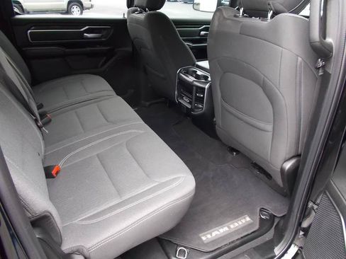 Used 2019 RAM 1500 Big Horn AWD/4WD image 24