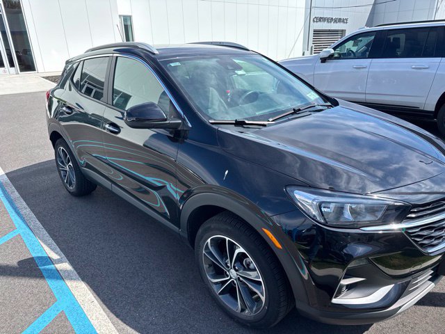 Used 2023 Buick Encore GX Select AWD/4WD image 2
