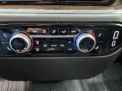 Used 2024 GMC Sierra 2500 SLE w/ SLE Value Package; image 55