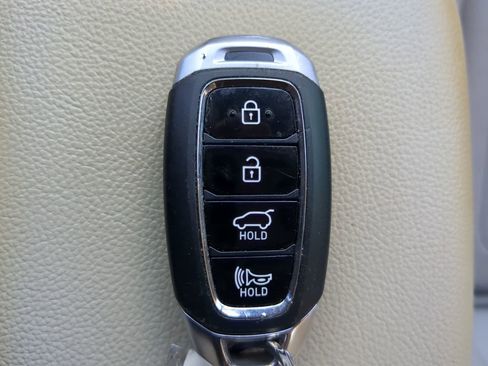 Used 2020 Hyundai Veloster Turbo Ultimate image 28