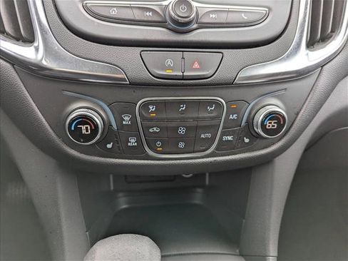 Used 2024 Chevrolet Equinox LT AWD/4WD image 19