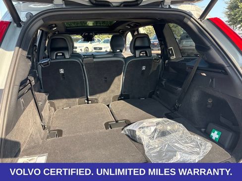 Certified 2025 Volvo XC90 T8 Ultra w/ Lounge Package AWD/4WD image 10
