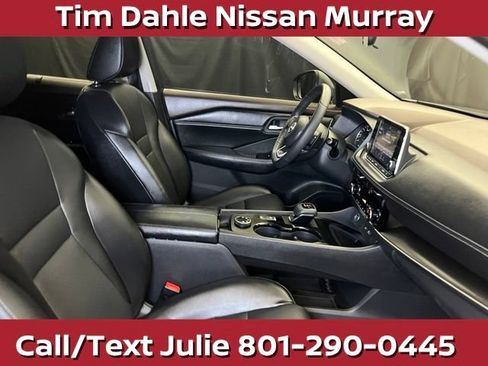 Used 2023 Nissan Rogue SV w/ SV Premium Package AWD/4WD image 15