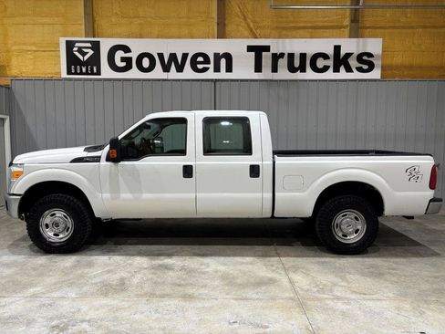 Used 2014 Ford F250 XL w/ Power Equipment Group image 2