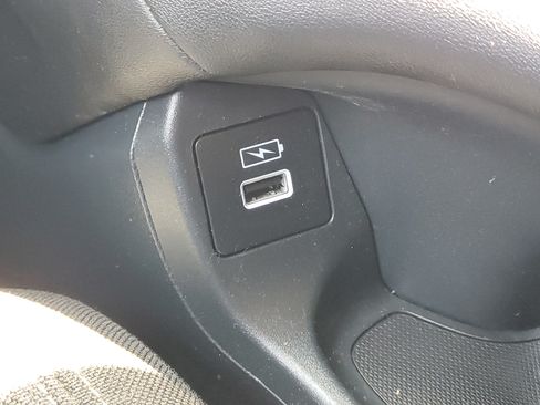 Certified 2023 Honda HR-V LX image 33
