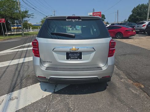 Used 2017 Chevrolet Equinox LS FWD image 6