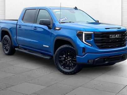 Used 2023 GMC Sierra 1500 Elevation