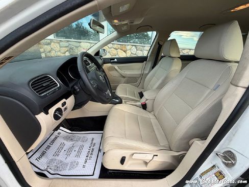 Used 2011 Volkswagen Jetta TDI FWD image 28