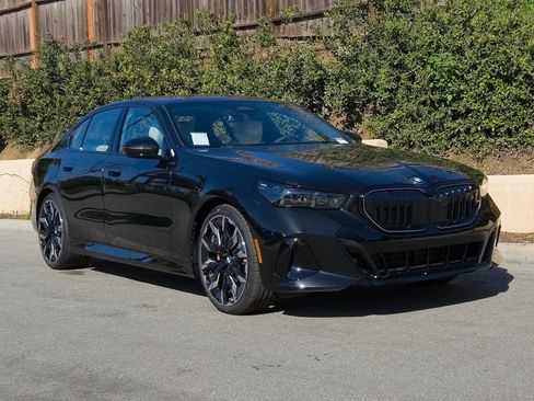 New 2026 BMW 530i w/ M Sport Package image 2