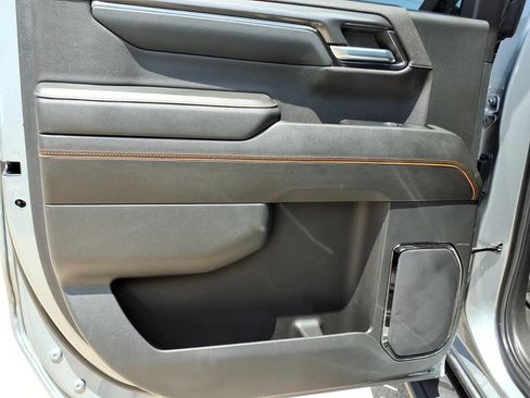 Used 2024 GMC Sierra 1500 AT4 w/ Technology Package AWD/4WD image 23