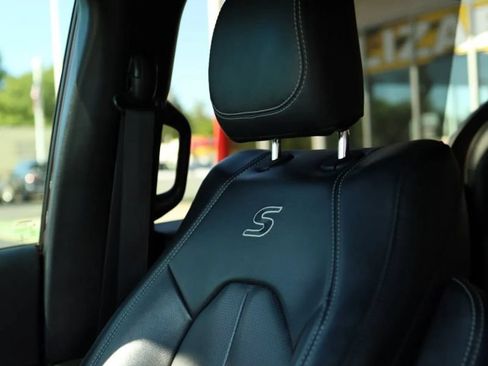 Used 2019 Chrysler Pacifica Touring-L w/ Advanced Safetytec Group FWD image 17