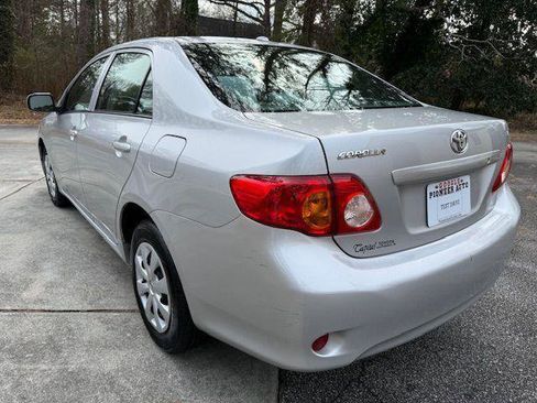 Used 2010 Toyota Corolla image 22