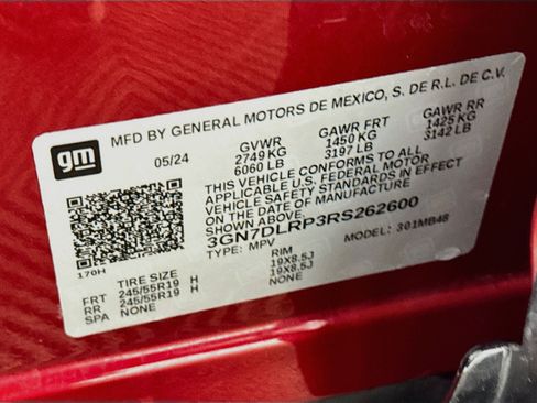 Used 2024 Chevrolet Equinox EV LT FWD image 30