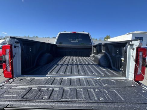 New 2026 Ford F450 Platinum image 26