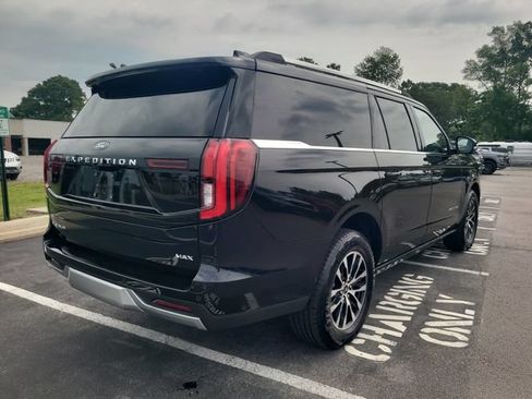 Certified 2025 Ford Expedition Max Platinum AWD/4WD image 5