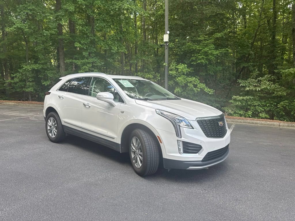 Used 2021 Cadillac XT5 Premium Luxury w/ LPO, Floor Liner Package FWD image 3