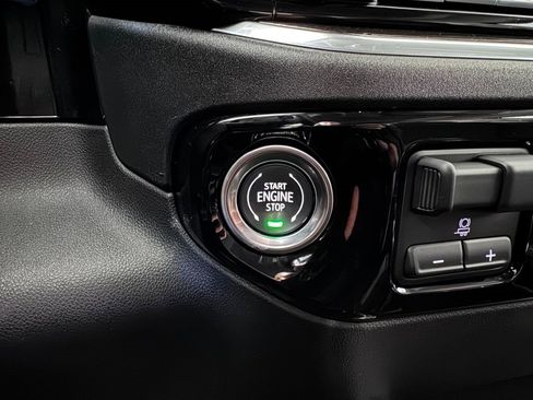 Certified 2025 Chevrolet Silverado 1500 RST image 27