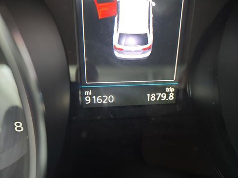 Used 2018 Volkswagen Tiguan SE w/ Panoramic Sunroof Package image 32