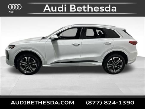 Certified 2025 Audi Q5 Premium Plus w/ Premium Plus AWD/4WD image 4