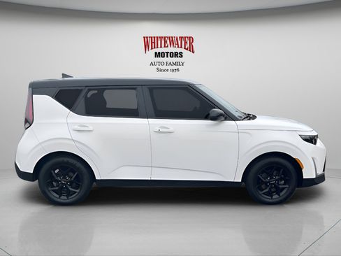 Used 2023 Kia Soul S FWD image 6