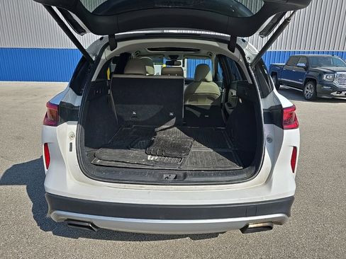 Used 2019 INFINITI QX50 Luxe w/ Cargo Package image 6