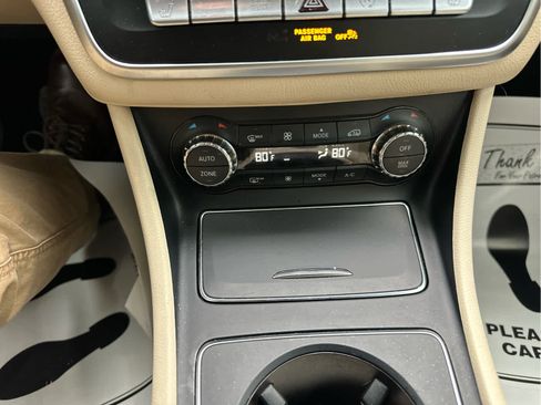 Used 2018 Mercedes-Benz CLA 250 4MATIC image 35