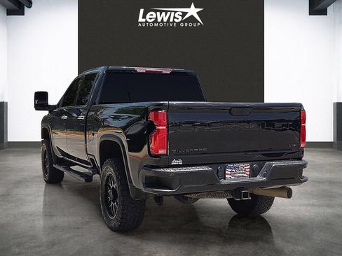 Used 2024 Chevrolet Silverado 3500 LTZ AWD/4WD image 3