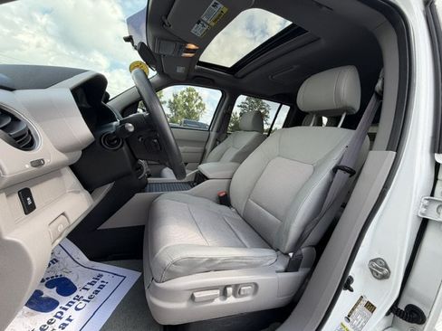 Used 2015 Honda Pilot SE image 12