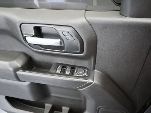 Used 2019 Chevrolet Silverado 1500 Custom w/ Custom Value Package image 35