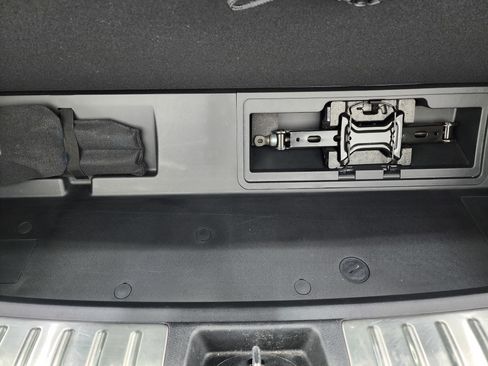 Used 2024 Hyundai Palisade Calligraphy image 33