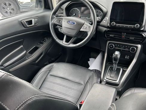 Used 2021 Ford EcoSport Titanium image 4
