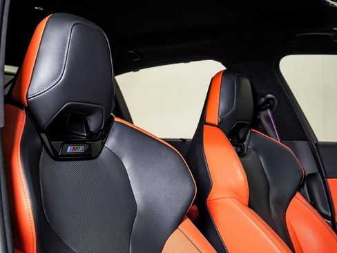 Used 2025 BMW M5 w/ Carbon Package image 18