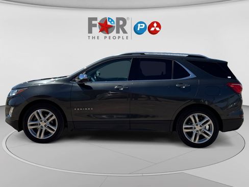Used 2019 Chevrolet Equinox Premier FWD image 2