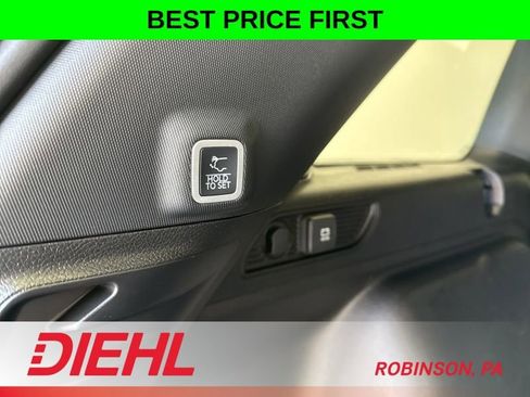 New 2026 Jeep Grand Cherokee Altitude AWD/4WD image 11