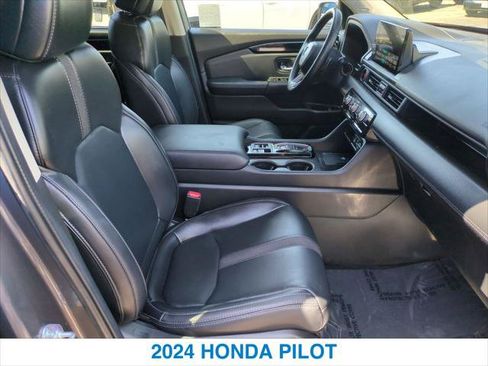 Certified 2024 Honda Pilot Touring image 25