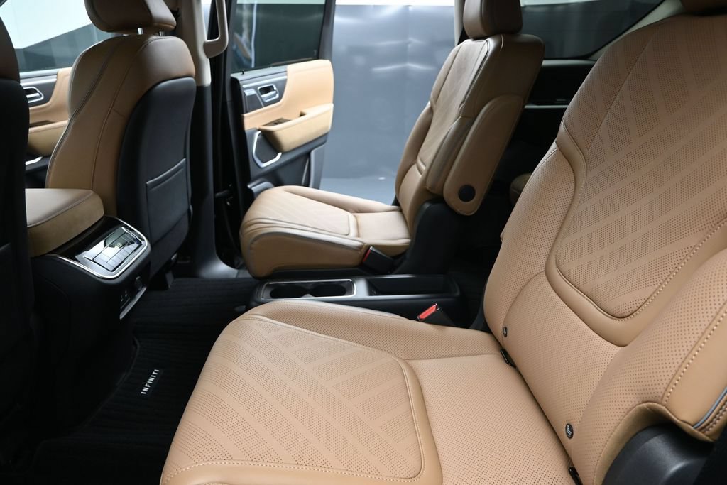 New 2027 INFINITI QX80 Luxe w/ Cargo Package RWD image 22