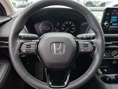 Certified 2024 Honda HR-V EX-L image 17